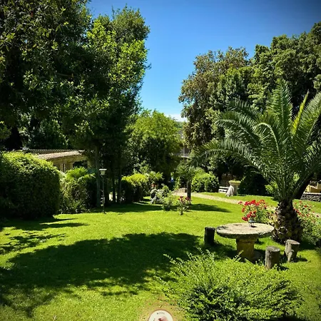 Hotell Il Cavalier D'arpino 3*