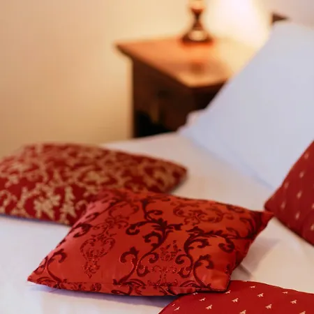Il Cavalier D'arpino Otel 3*
