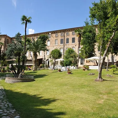 Hotel Il Cavalier D'arpino 3*