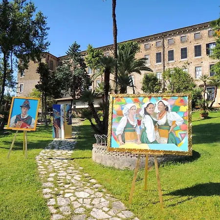 Hotell Il Cavalier D'arpino