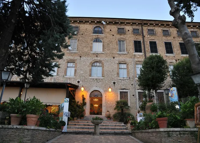 Il Cavalier D'arpino מלון