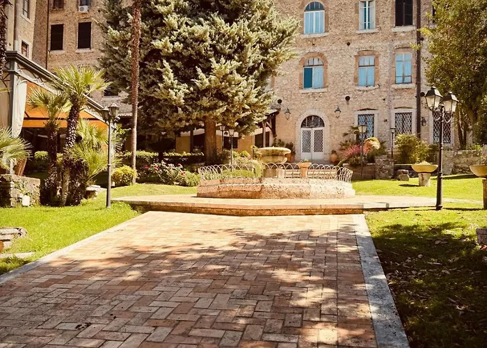 מלון Il Cavalier D'arpino Arpino