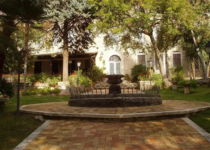 Il Cavalier D'arpino מלון